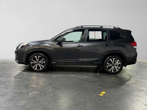 Used 2023 Subaru Forester Limited AWD/4WD image 6