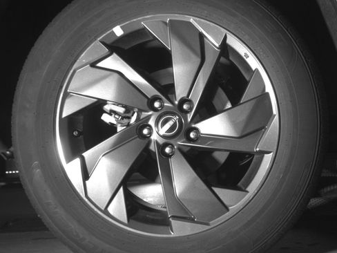 Used 2025 Nissan Rogue SV FWD image 15