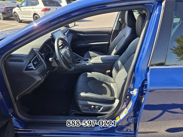 Used 2023 Toyota Camry XSE FWD image 10