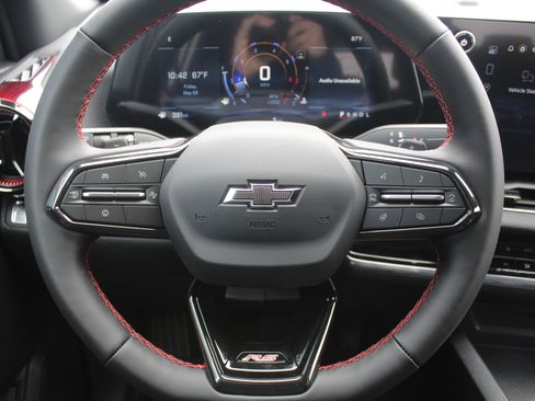 New 2026 Chevrolet Equinox RS w/ Safety and Technology Package FWD image 11