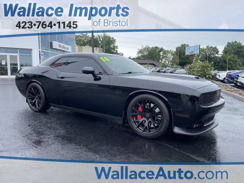 Used 2016 Dodge Challenger SRT w/ Technology Group RWD image 1