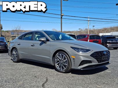 Certified 2023 Hyundai Sonata Limited w/ Preferred Accessory Package