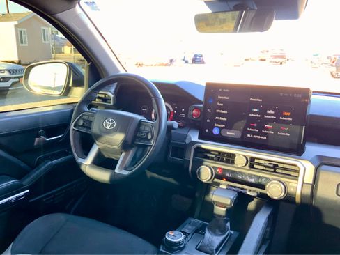 Used 2024 Toyota Tacoma TRD Off-Road image 37