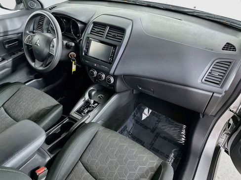 Used 2024 Mitsubishi Outlander Sport ES AWD/4WD image 30