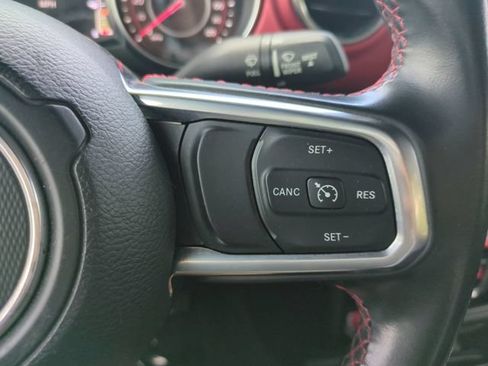 Used 2020 Jeep Gladiator Rubicon AWD/4WD image 29