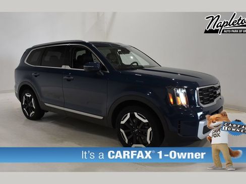 Used 2025 Kia Telluride S FWD image 1