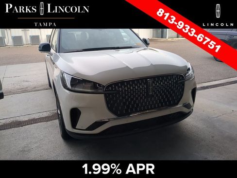 Certified 2026 Lincoln Aviator Reserve w/ Luxury Package RWD image 2