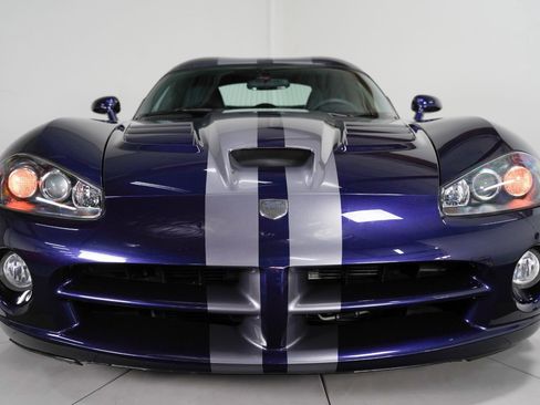 Used 2008 Dodge Viper SRT-10 image 16