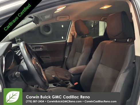 Used 2018 Toyota Corolla iM w/ Carpet Mat Package (TMS) FWD image 10