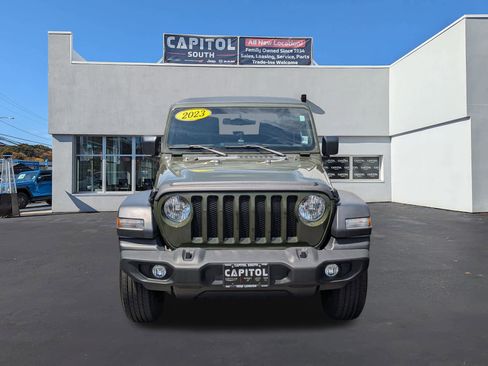 Used 2023 Jeep Wrangler Sport AWD/4WD image 8