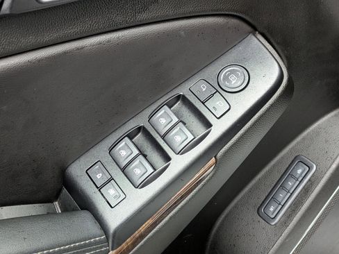 Used 2019 Chevrolet Tahoe LT w/ Max Trailering Package image 11