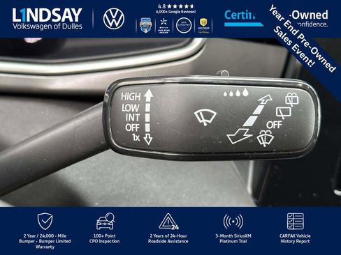 Certified 2025 Volkswagen Taos SE image 24