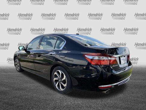 Used 2017 Honda Accord EX-L image 8
