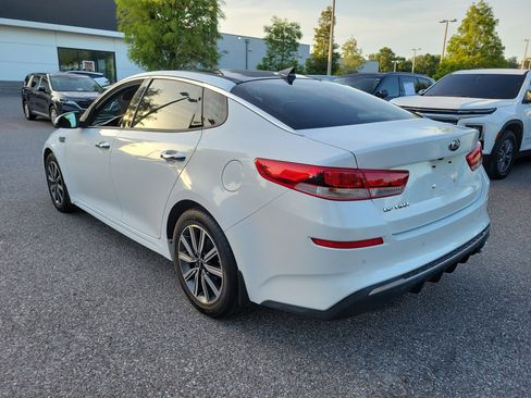 Used 2019 Kia Optima LX w/ LX Premium Package FWD image 2