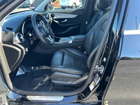 Certified 2022 Mercedes-Benz GLC 300 image 9