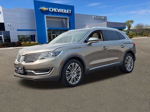 Used 2017 Lincoln MKX Reserve w/ Lincoln MKX Climate Package AWD/4WD image 33