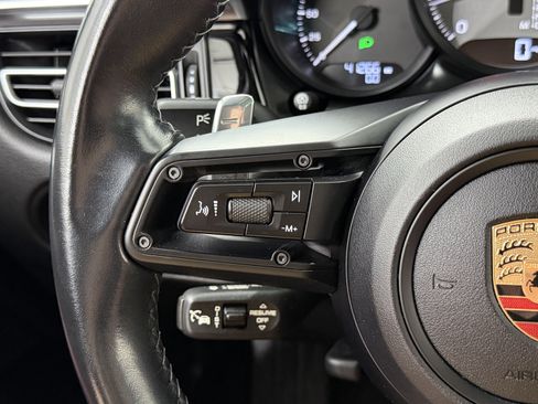 Certified 2023 Porsche Macan S AWD/4WD image 47