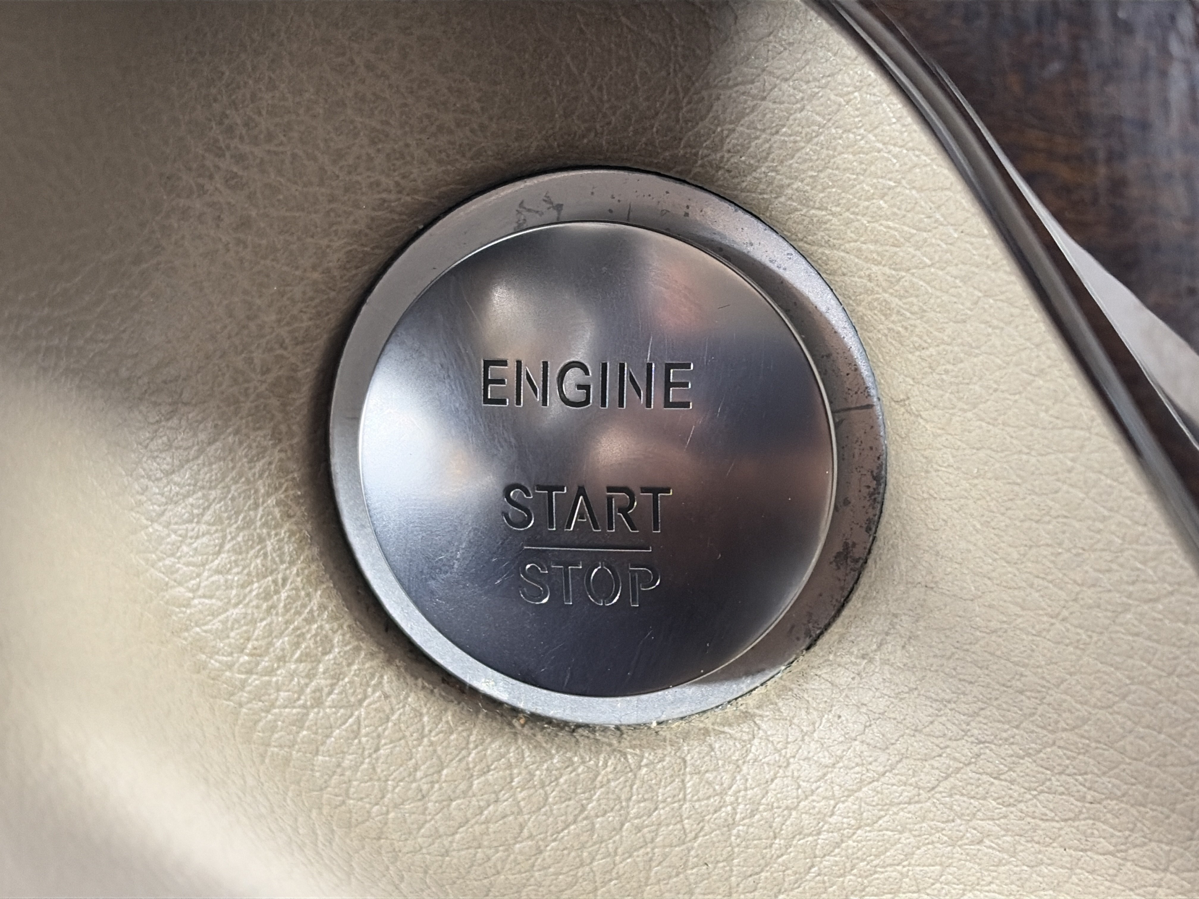 Used 2013 Mercedes-Benz GL 450 4MATIC image 30