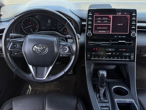 Used 2019 Toyota Avalon XSE w/ All Weather Liner Package image 12