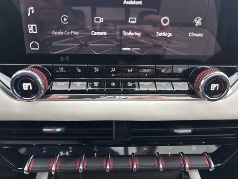 New 2026 GMC Canyon AT4X AWD/4WD image 18