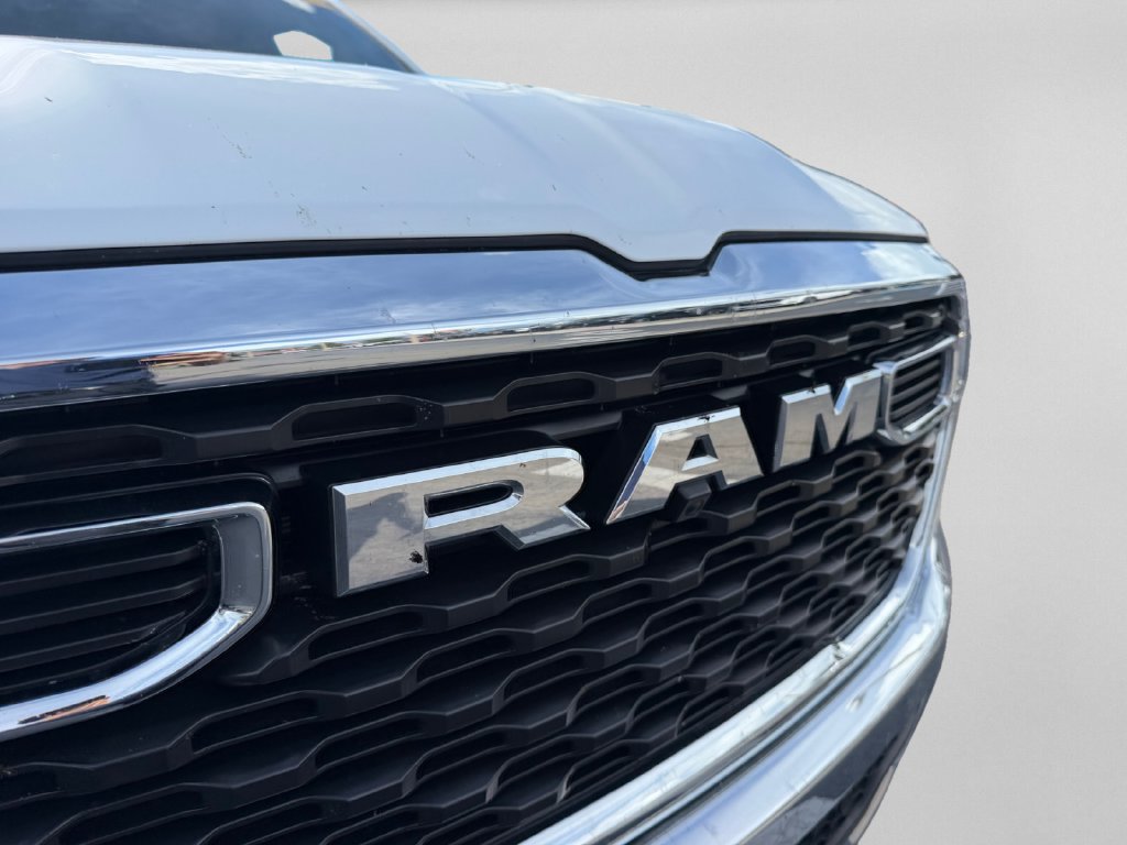 Used 2025 RAM 1500 Big Horn AWD/4WD image 32