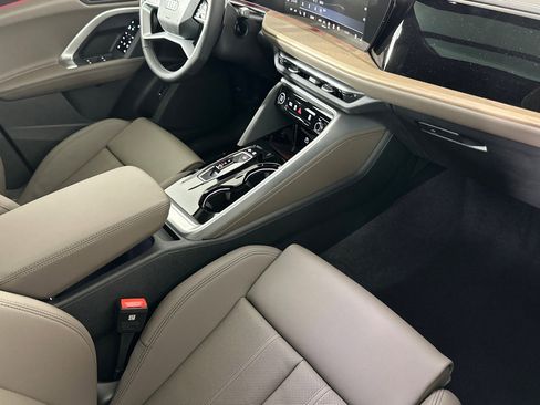 New 2025 Audi Q5 Premium Plus image 15