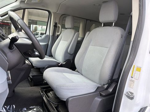 Used 2017 Ford Transit 350 XLT image 10