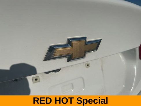 Used 2018 Chevrolet Malibu LT image 47