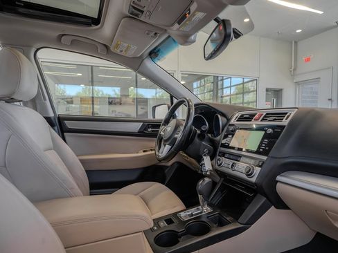 Used 2015 Subaru Legacy 2.5i Premium AWD/4WD image 17