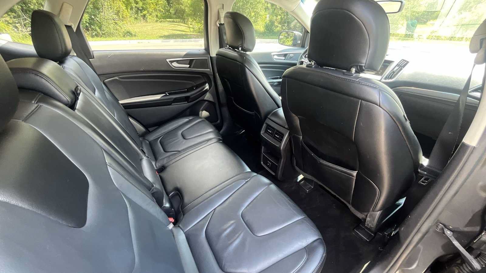 Used 2015 Ford Edge Titanium AWD/4WD image 12