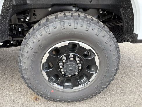 New 2026 Ford F350 Lariat w/ Tremor Off-Road Package image 14