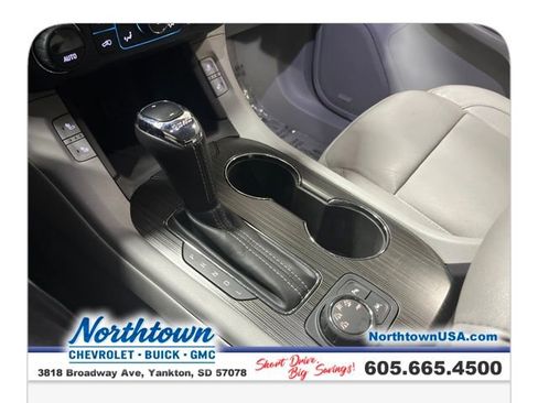 Used 2017 GMC Acadia SLT image 21