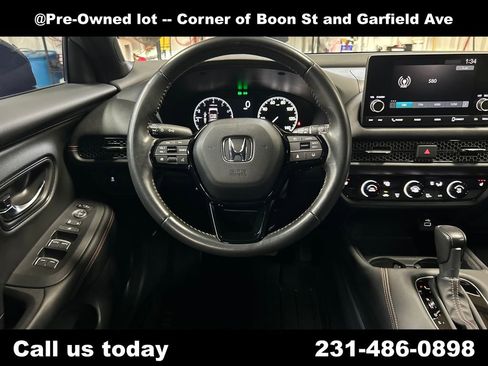 Used 2024 Honda HR-V Sport image 16