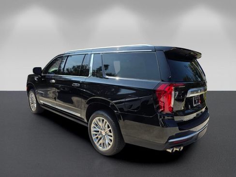 Used 2023 GMC Yukon XL Denali w/ Advanced Technology Package AWD/4WD image 6