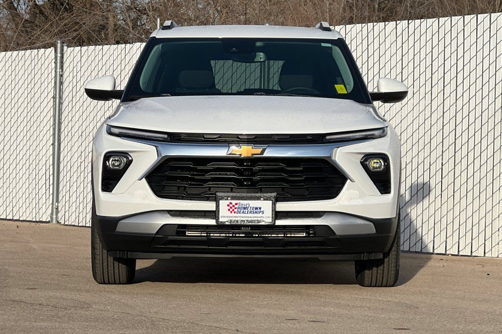 New 2026 Chevrolet TrailBlazer LT w/ Convenience Package FWD image 6