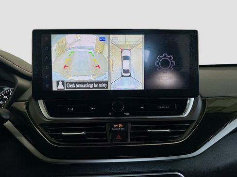 Used 2023 Nissan Altima 2.0 SR image 10