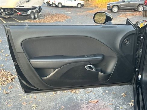 Used 2022 Dodge Challenger SXT w/ Cold Weather Group image 28