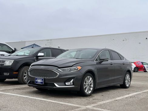 Certified 2019 Ford Fusion Energi Titanium FWD image 1