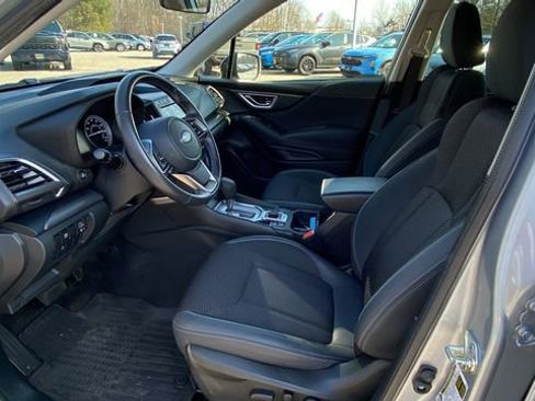 Used 2022 Subaru Forester Premium image 32