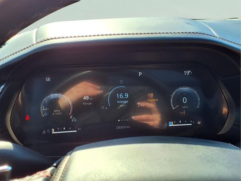 Used 2021 Jeep Grand Cherokee L Summit image 19