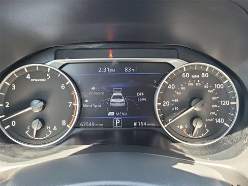 Used 2024 Nissan Altima 2.5 SV FWD image 3