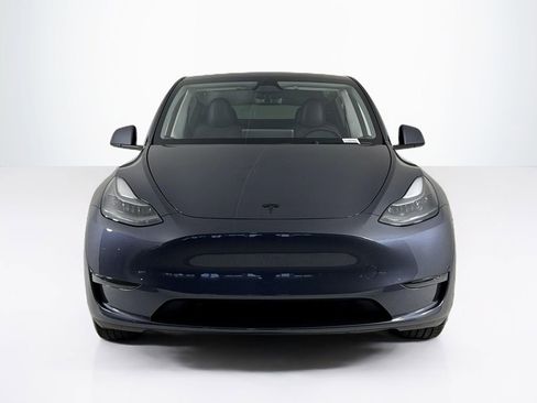 Used 2023 Tesla Model Y 2WD image 8