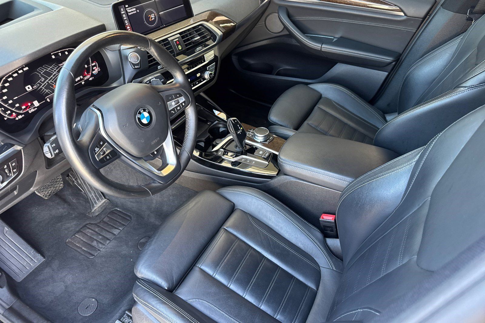 Used 2020 BMW X3 xDrive30i w/ Executive Package AWD/4WD image 4