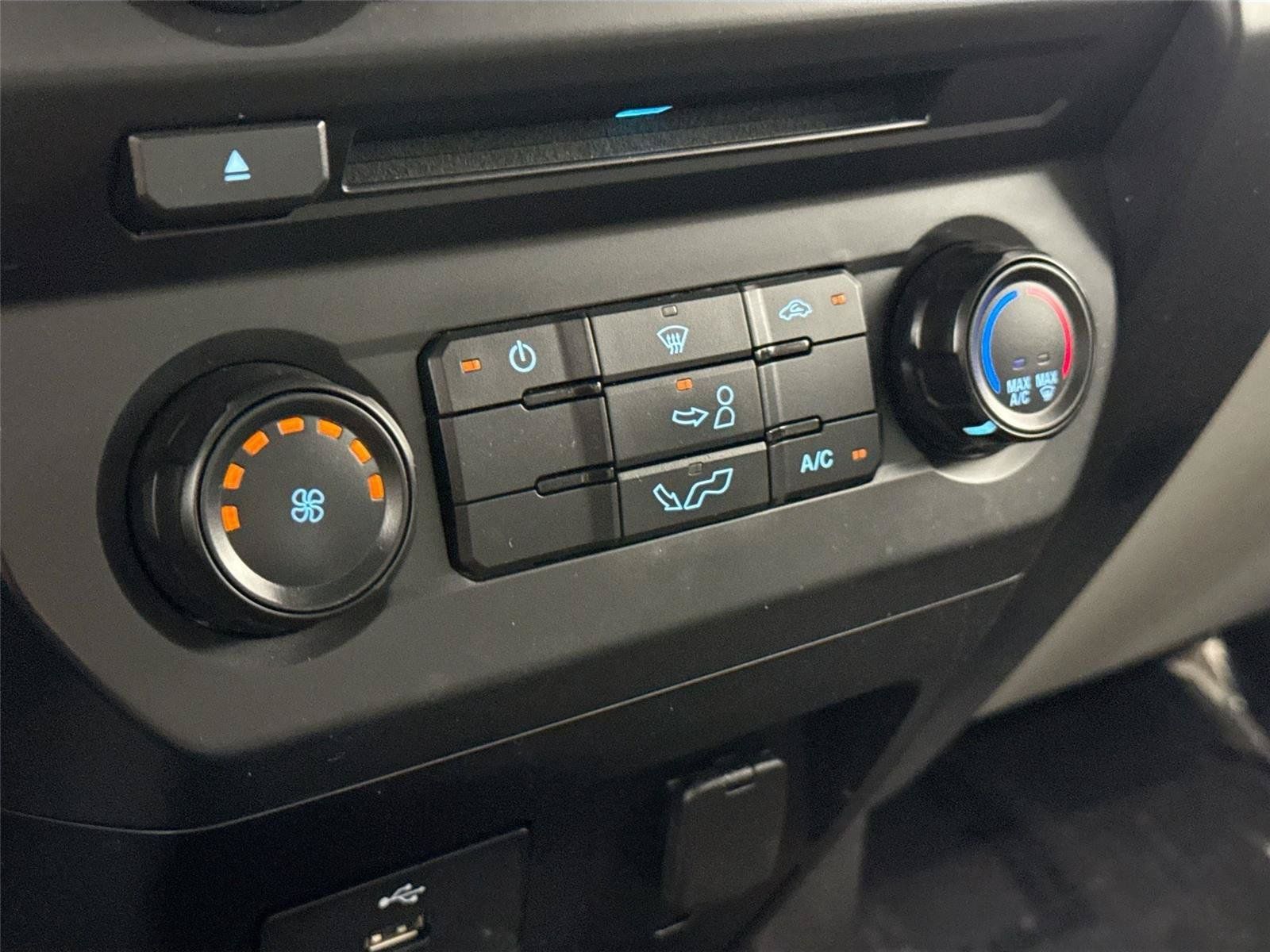 Used 2018 Ford F150 XL w/ Equipment Group 101A Mid RWD image 22