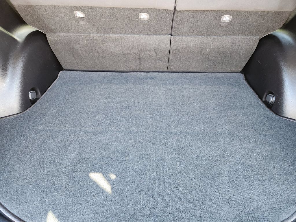 Used 2015 Toyota RAV4 XLE FWD image 30