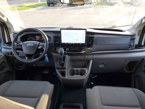 Used 2023 Ford Transit 350 XLT image 12