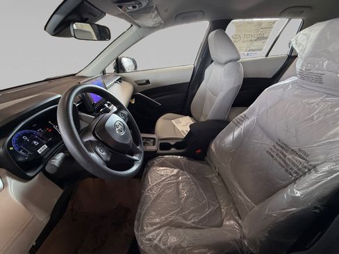 New 2026 Toyota Corolla Cross L image 9