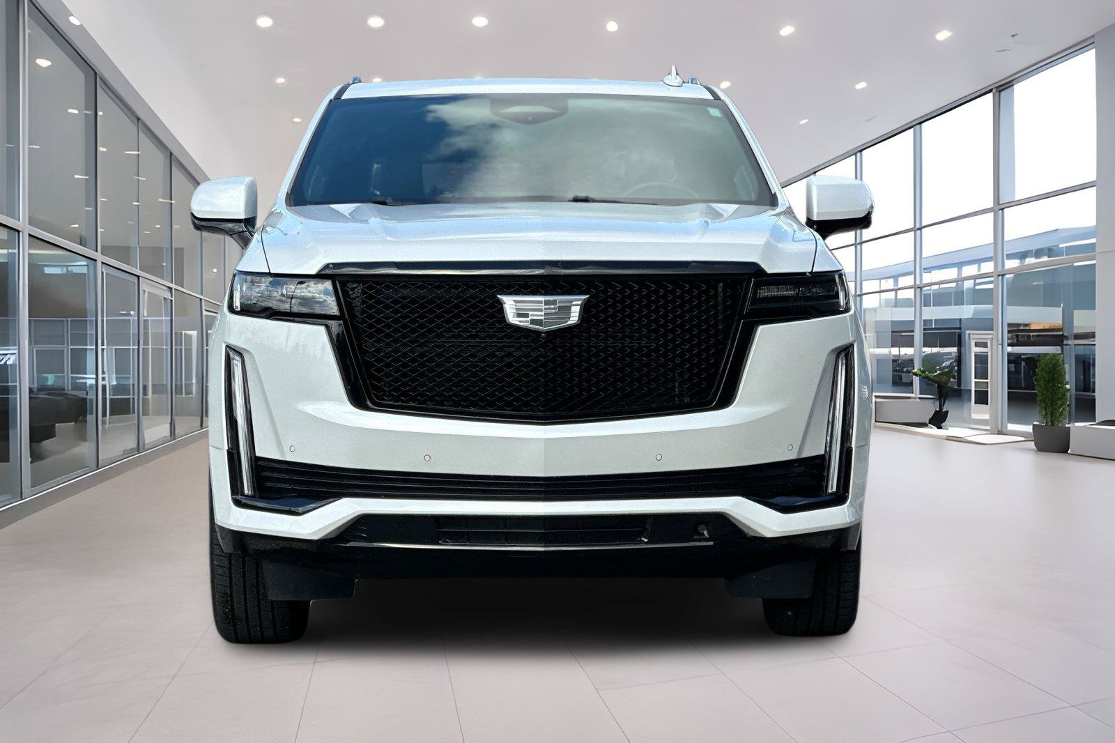 Used 2023 Cadillac Escalade Sport Platinum w/ LPO, ONYX Package AWD/4WD image 9