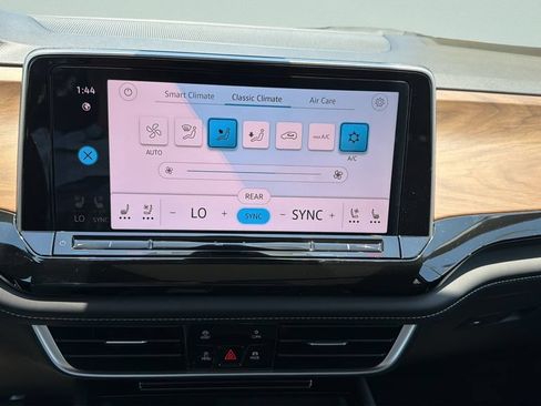 New 2026 Volkswagen Atlas SE FWD image 20