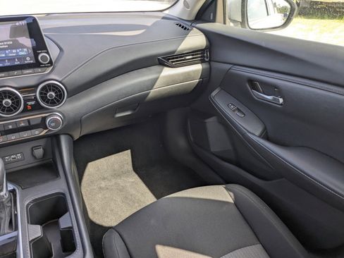 Used 2023 Nissan Sentra SV image 16